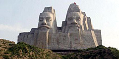Гигантские каменные лики – новая достопримечательность Китая