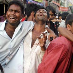 На улице в Бангладеш прогремел взрыв