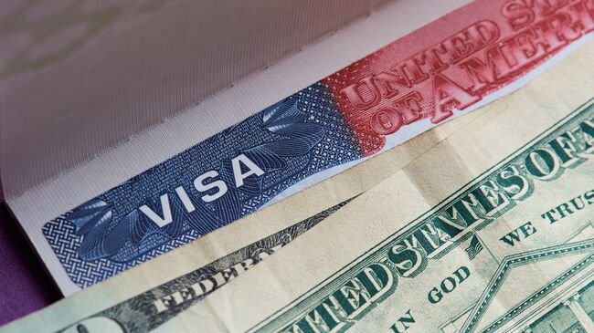 США усиливают контроль: что ждёт туристов с американской визой