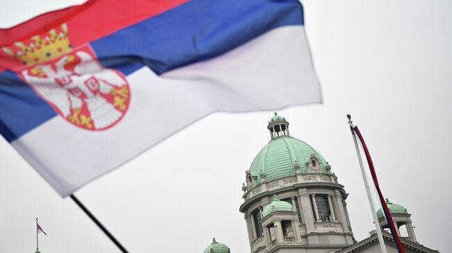 Сербия предупреждает: своим туристам пора уезжать из Ирана