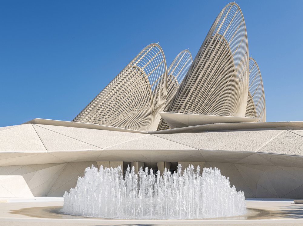 Саадият: как пустынный остров превратился в магнит для ценителей искусства