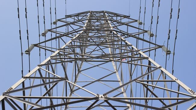 Крымский вечер: тысячи людей остались без света после аварии на подстанции