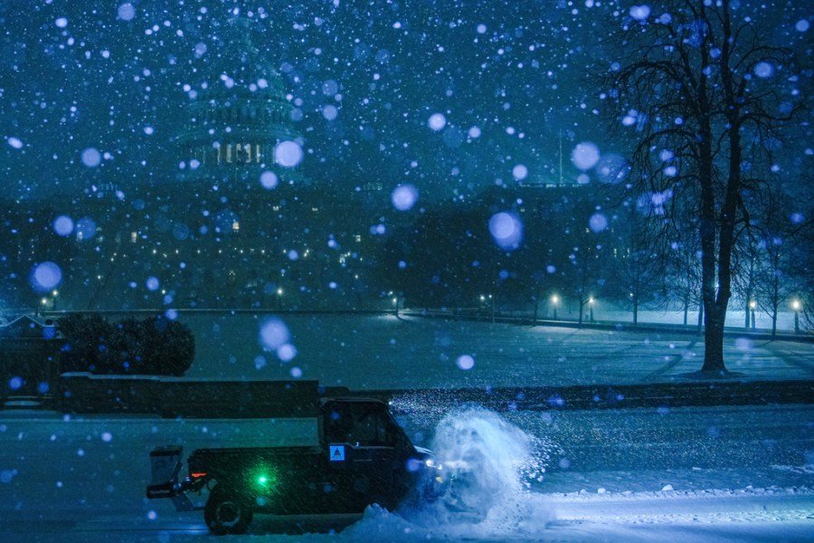 Стихия бушует: как аномальный зимний шторм парализовал восток США