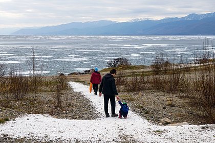 Байкал бьёт рекорды: почему конец зимы стал пиком туристического бума
