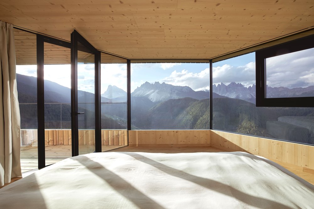 Путешествие к себе: 7 отелей для нового старта после расставания