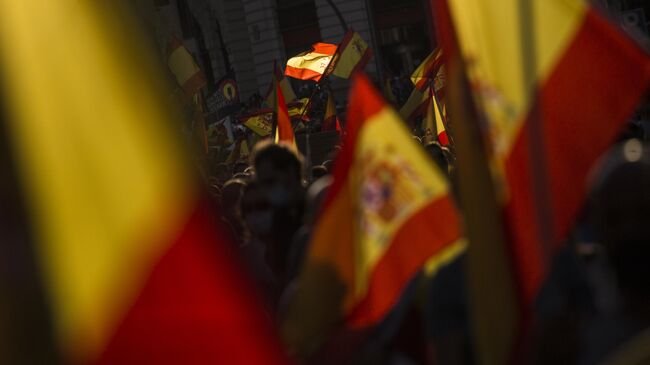 Мадрид вышел на улицы: жители протестуют против нашествия туристических апартаментов