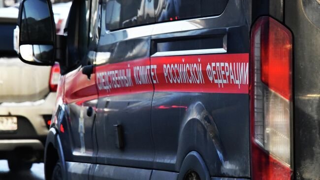 Трагедия на льду Байкала: туристический автомобиль ушел под воду