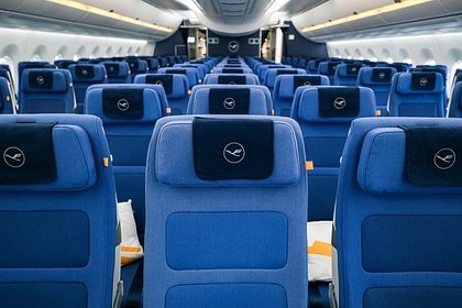 Ночь в стальном бункере: как пассажиры Lufthansa провели ночь в самолетах в заснеженном Мюнхене