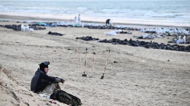 Анапа под контролем: как восстанавливают пляжи после экологической беды