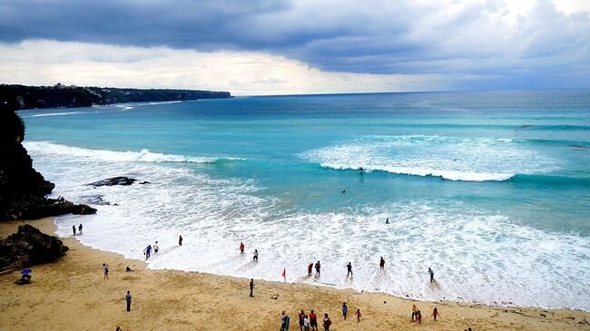 Тропический тупик: тысячи российских туристов не могут улететь с островов