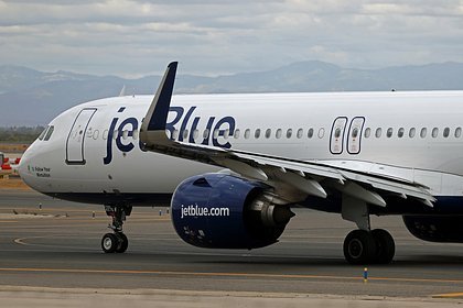 Ложная тревога в небе: пассажиры JetBlue провели несколько часов на морозе