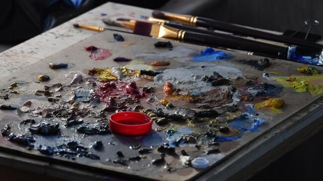 Искусство без виз: как художники из 11 стран объединились в Москве