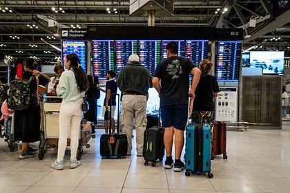 Десять дней в аэропорту: как турист из США застрял в Бангкоке из-за «непохожести» на отдыхающего