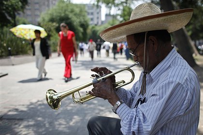 Глиняные кружки и Святая Смерть: Как рынок в Мексике ошеломил российскую путешественницу