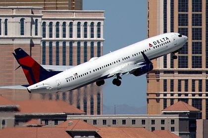 Пассажирка против авиакомпании: Кто виноват в ожоге кипятком на борту?