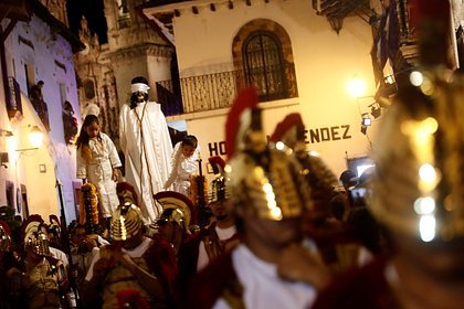 Пасха в Мексике: между молитвой и танцами на площади