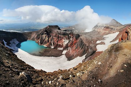Последнее сообщение с Камчатки: «Ночуем на водопаде. Все отлично»