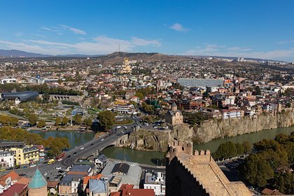 Грузия открывает двери для удаленщиков: новая виза для цифровых кочевников