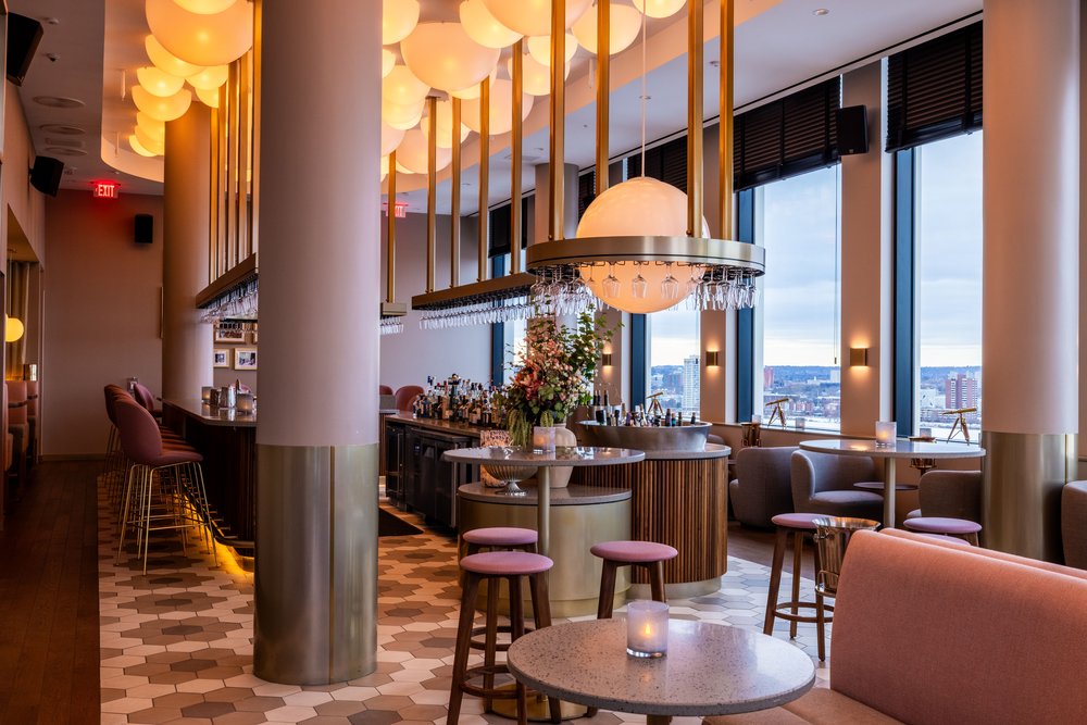 Бостон после наступления темноты: где искать лучшие коктейли, уют и атмосферу