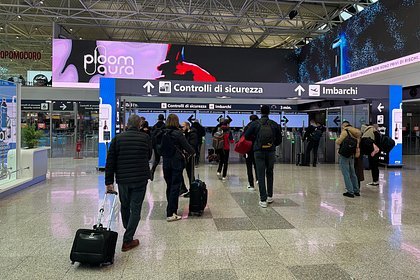 Европа погрязла в очередях: новая система въезда обернулась коллапсом в аэропортах