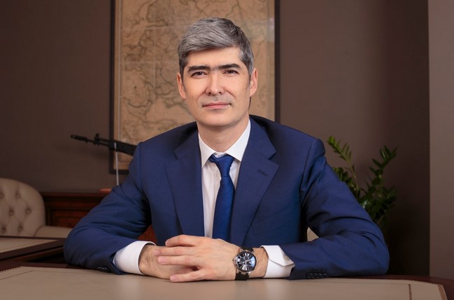 Алан Лушников