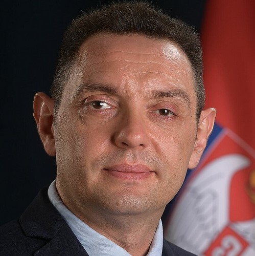 Александр Вулин