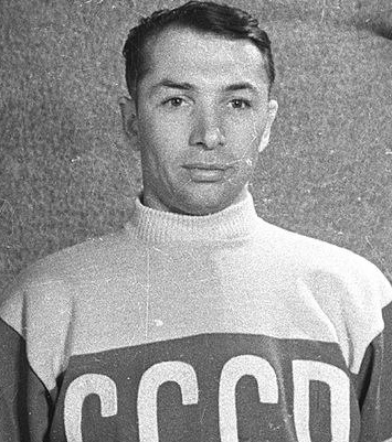 Александр Уваров