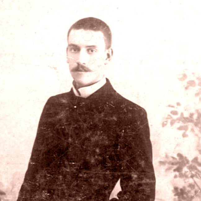 Алексей Ларионов