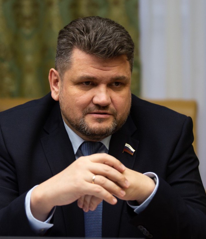 Александр Жуков