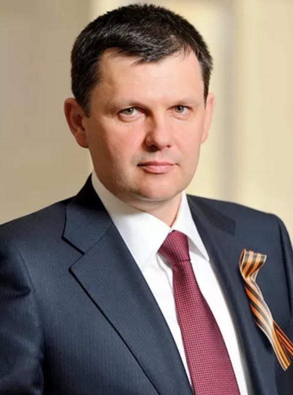 Александр Наролин