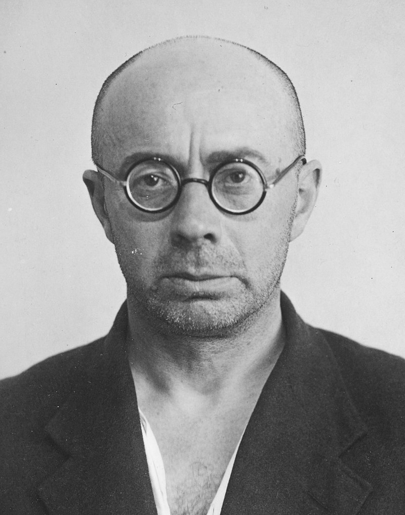 Александр Розенберг