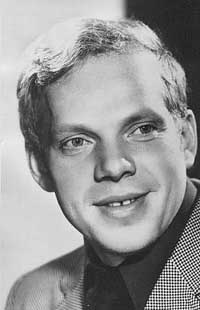 Александр Потапов