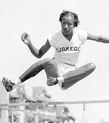 Элис Коучмэн