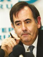 Альваро Хиль-Роблес