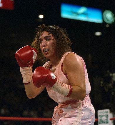 Андреа Дешонг