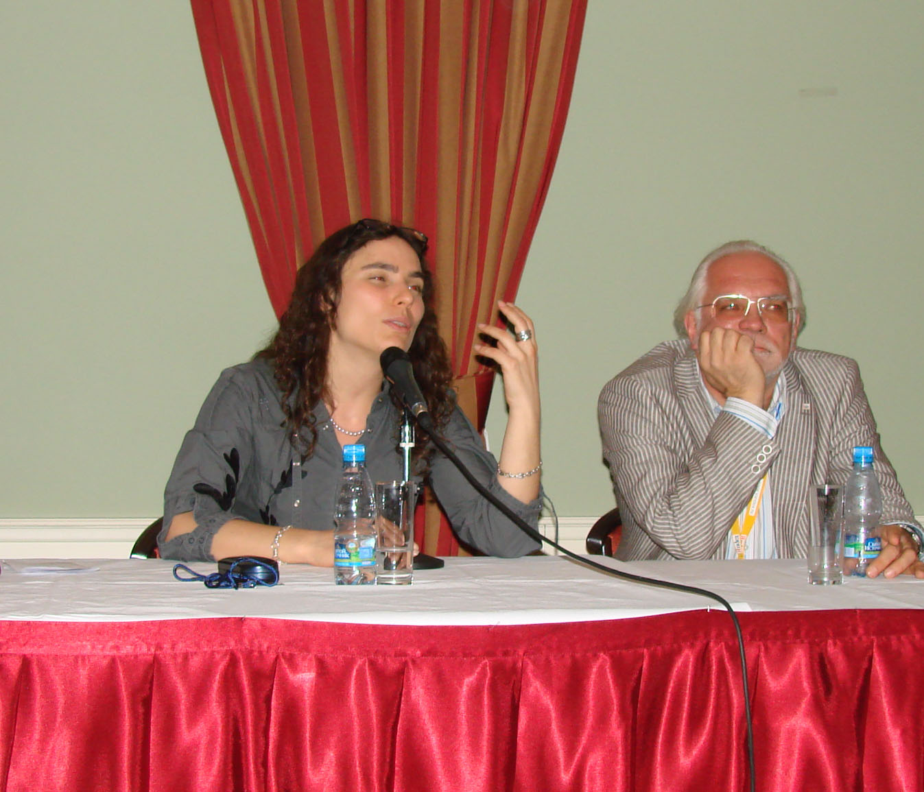 Анна Артамонова