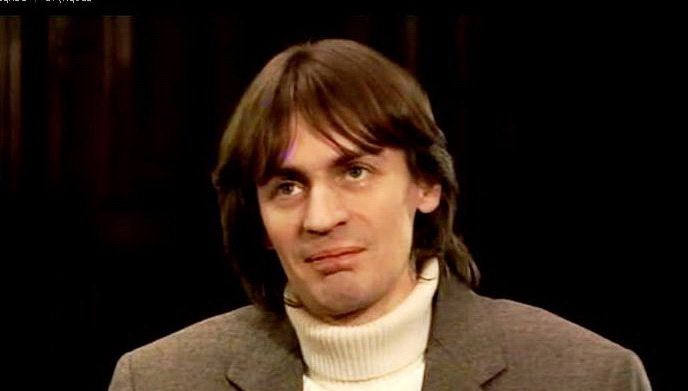 Антон  Олейников