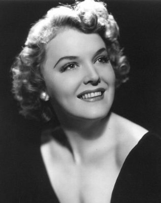 Беверли  Робертс