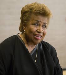 Кэрол Мозли-Браун