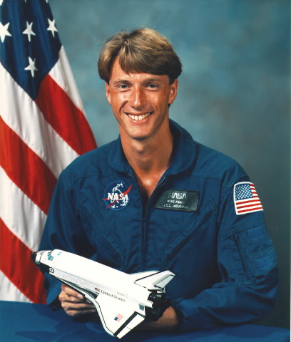 Майкл Колин Фоул