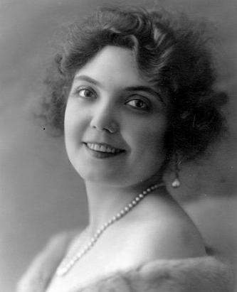 Кончита Супервиа