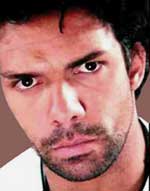 Дэррен Шахлави