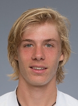 Денис Шаповалов