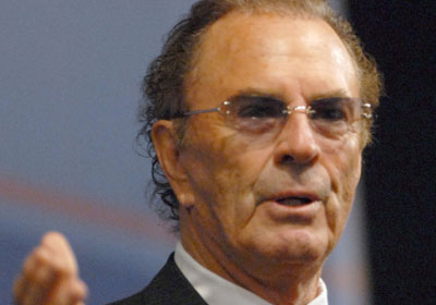 Дэнис Вашингтон