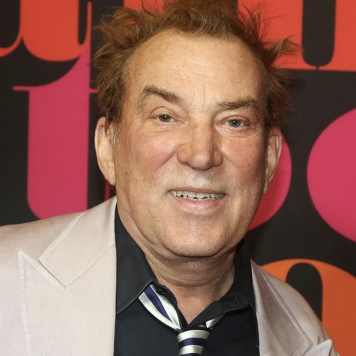 Дес Макануфф