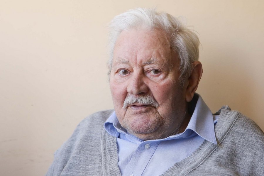 Донатас Банионис