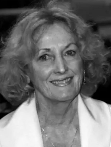 Айлин Райан