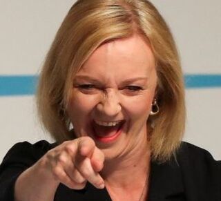 Элизабет Трасс