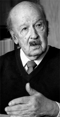 Георгий Кнабе