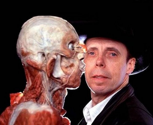 Гюнтер Хагенс